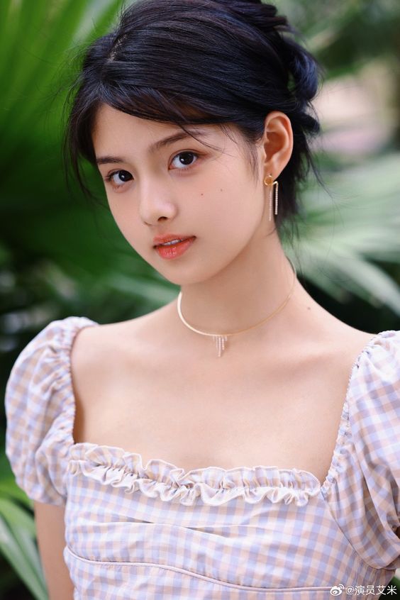 Đúng 17h chiều nay, thứ Tư 16/4/2025: 3 con giáp mở mắt ra là thấy tiền, hưởng nhiều phúc lộc, làm gì cũng giàu có - Ảnh 1